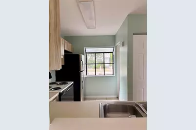 6264 SW 8th Place, Gainesville, FL 32607 - Photo 7