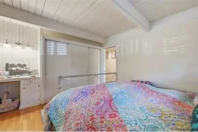 2074 NW 11th Road, Gainesville, FL 32605 - Photo 23