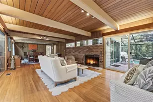 2074 NW 11th Rd, Gainesville, FL 32605 - Photo 9