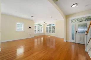 107 NE 4 St, Gainesville, FL 32601 - Photo 7