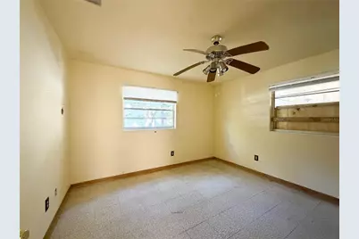 1948 NW 31st Place, Gainesville, FL 32605 - Photo 27