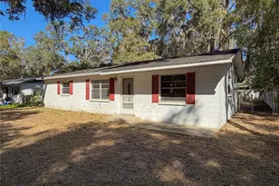 1948 NW 31st Pl, Gainesville, FL 32605 - Photo 3