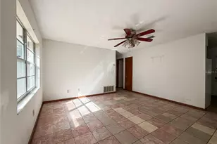 1948 NW 31st Pl, Gainesville, FL 32605 - Photo 15