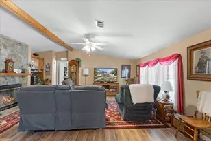 1658 NE 743rd St, Old Town, FL 32680 - Photo 3