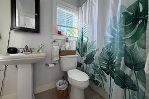 624 NW 10th St, Gainesville, FL 32601 - Photo 11