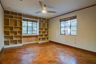 2049 NW 9th Ave, Gainesville, FL 32603 - Photo 7