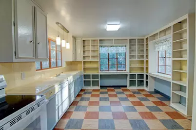 2049 NW 9th Avenue, Gainesville, FL 32603 - Photo 3