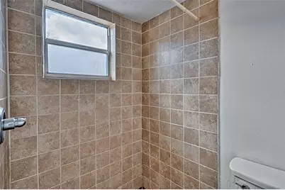 8204 SW 13th Road, Gainesville, FL 32607 - Photo 17