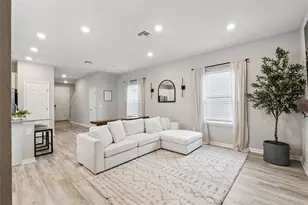 469 Silverbell Trl, Saint Cloud, FL 34771 - Photo 7