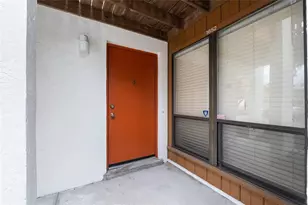 1652 SW 16th St, Gainesville, FL 32608 - Photo 3