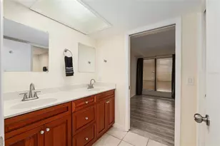 1652 SW 16th St, Gainesville, FL 32608 - Photo 21