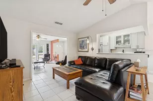 6032 NW 32nd St, Gainesville, FL 32653 - Photo 9