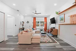 318 NE 19th St, Gainesville, FL 32641 - Photo 5