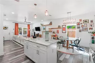 318 NE 19th St, Gainesville, FL 32641 - Photo 15