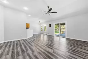 462 SW Fairlington Ct, Lake City, FL 32025 - Photo 5