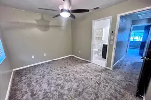 2735 SW 35th Pl, Gainesville, FL 32608 - Photo 3