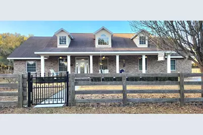 15806 SW 103rd Avenue, Archer, FL 32618 - Photo 1