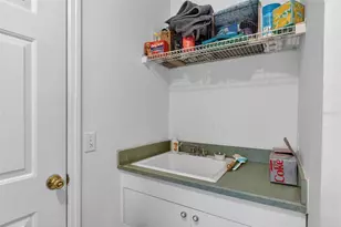 305 NW 28 St, Gainesville, FL 32607 - Photo 33