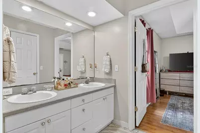 305 NW 28th Street, Gainesville, FL 32607 - Photo 25