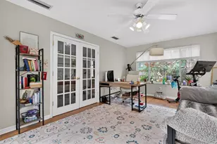 305 NW 28 St, Gainesville, FL 32607 - Photo 19