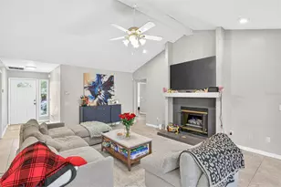 305 NW 28 St, Gainesville, FL 32607 - Photo 3