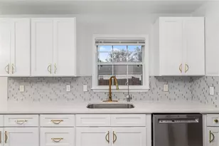 944 NW 256 Terrace, Newberry, FL 32669 - Photo 5