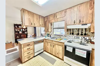 10919 NW 61st Terrace, Alachua, FL 32615 - Photo 3