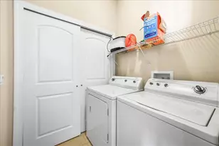 230 SW 2nd Ave, Gainesville, FL 32601 - Photo 11