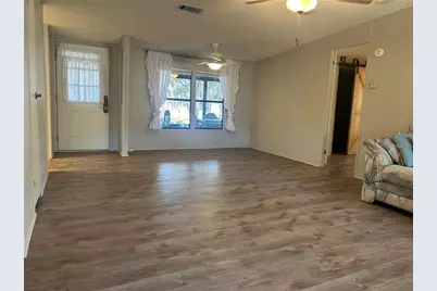 243 Star Lake Drive, Hawthorne, FL 32640 - Photo 9