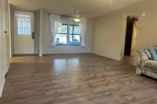 243 Star Lake Dr, Hawthorne, FL 32640 - Photo 9