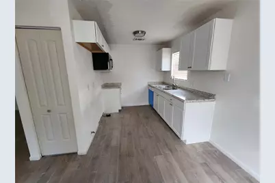 7016 SW 18 Place, Gainesville, FL 32607 - Photo 3