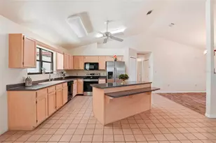 534 SW Thorne Ln, Fort White, FL 32038 - Photo 19