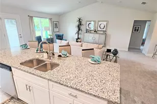 569 SW Bellflower Dr, Lake City, FL 32024 - Photo 7