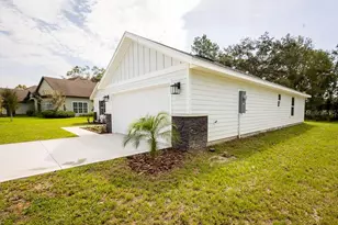 569 SW Bellflower Dr, Lake City, FL 32024 - Photo 13