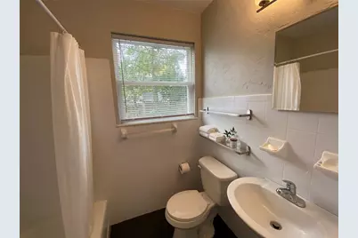 2034 NW 7th Lane, Gainesville, FL 32603 - Photo 17