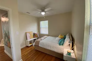 2034 NW 7th Ln, Gainesville, FL 32603 - Photo 13