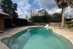 1161 SW Lake Montgomery Ave, Lake City, FL 32025 - Photo 9
