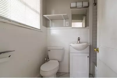 2523 NW 6th Street #3, Gainesville, FL 32609 - Photo 7