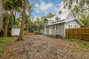 2523 NW 6th St, Gainesville, FL 32609 - Photo 9