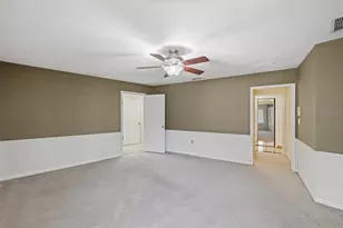 2345 NW 14th Pl, Gainesville, FL 32605 - Photo 37