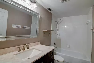 4933 NW 1st Place #110, Gainesville, FL 32607 - Photo 17