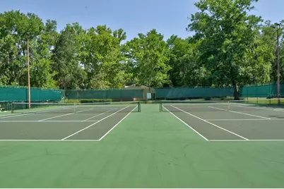 4933 NW 1st Place #110, Gainesville, FL 32607 - Photo 25