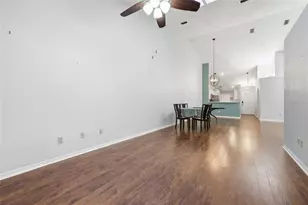 5052 SW 9th Ln, Gainesville, FL 32607 - Photo 5