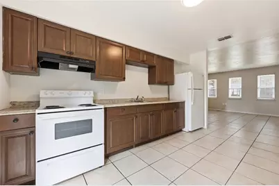 1951 NW 31st Avenue, Gainesville, FL 32605 - Photo 9