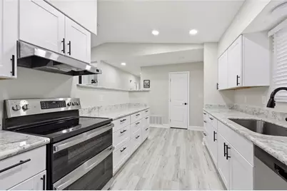 1656 NW 31st Place, Gainesville, FL 32605 - Photo 11