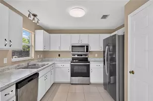 4240 SE 134th Pl, Belleview, FL 34420 - Photo 15
