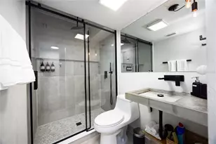 1700 SW 16th Ct, Gainesville, FL 32608 - Photo 15