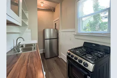 208 NE 4th Street, Gainesville, FL 32601 - Photo 7