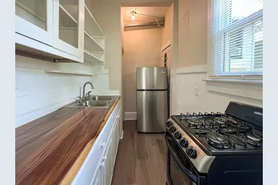 208 NE 4th Street, Gainesville, FL 32601 - Photo 9