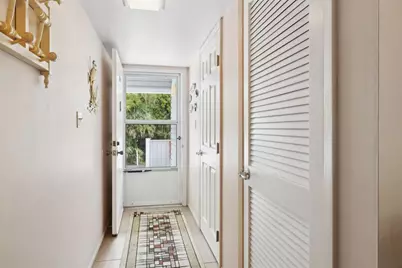 210 River Bend Place #B, Welaka, FL 32193 - Photo 5